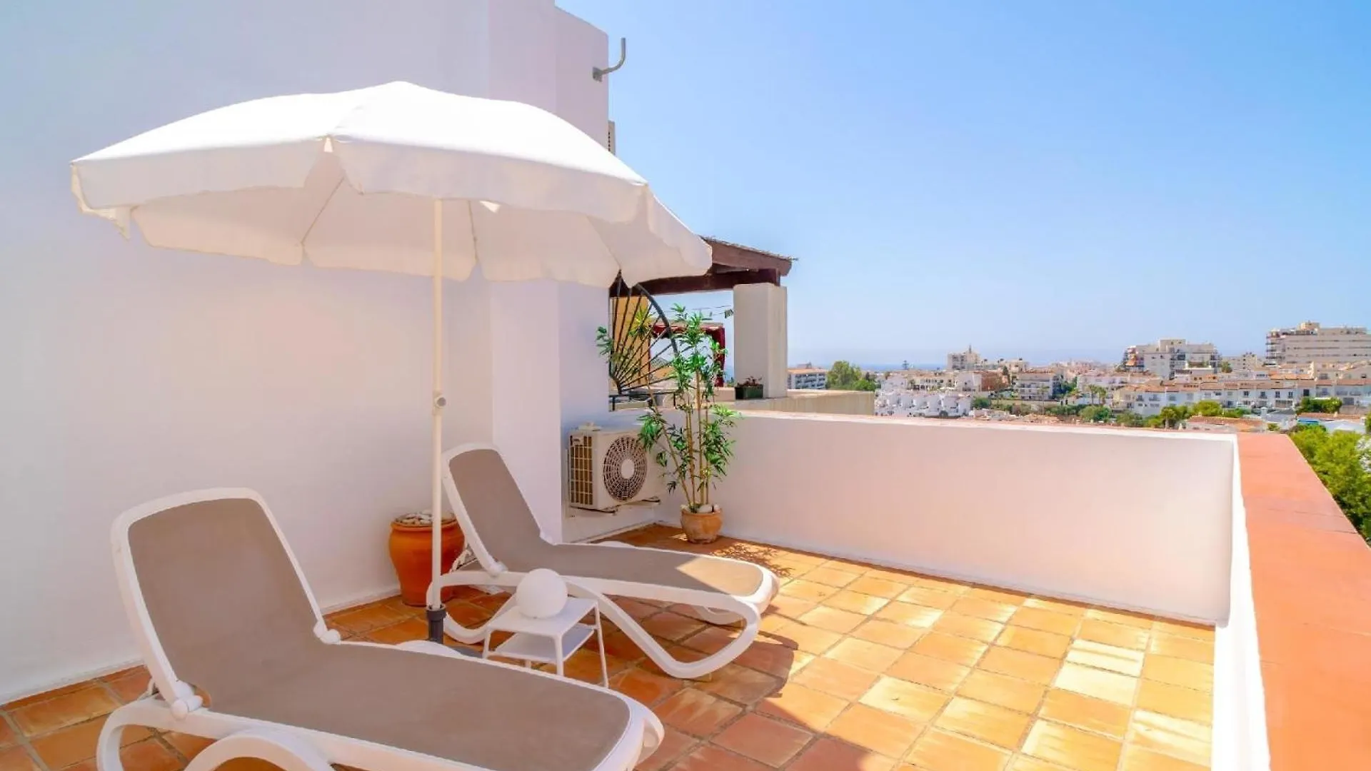 Ferienhaus Fuer 6 Personen Ca 130 Qm In Nerja, Andalusien Costa Del Sol Spain